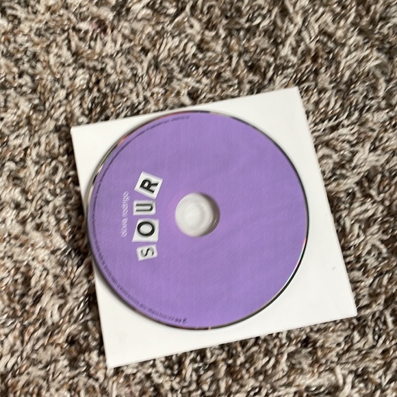 Olivia Rodrigo SOUR Cd - Picture 2 of 3